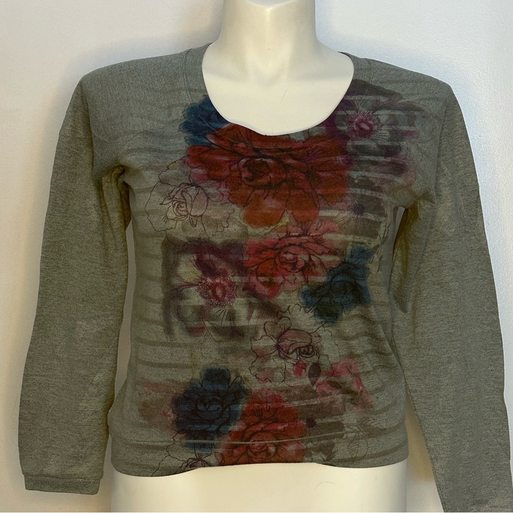 Womens weavers long sleeve shirt. Size large